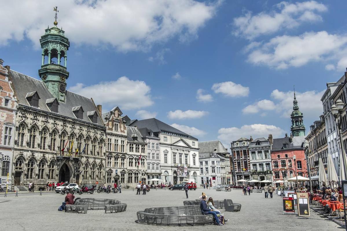 Luxury Penthouse & Terrace - Mons City Center Экстерьер фото